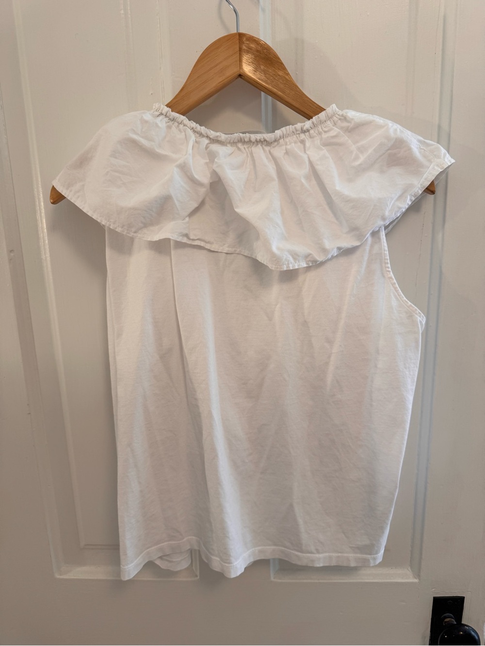 Mango // Ruffle Front Top - Picture 3 of 3